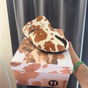 Cow Print Slip-On Sandals men’s tabi mules